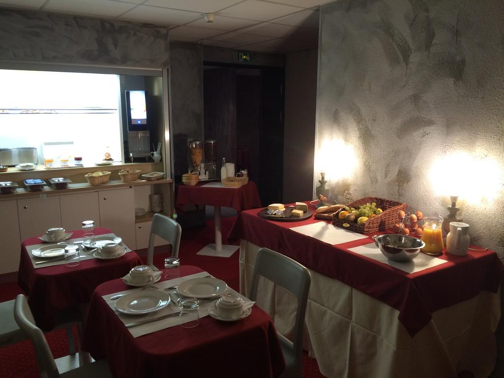 Les 4 Vallees Hotel Albertville Luaran gambar